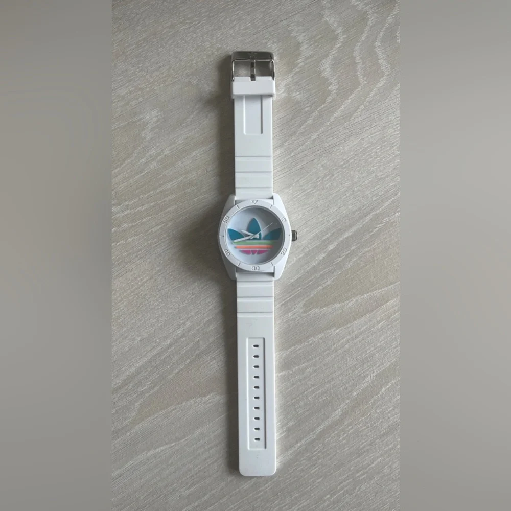 RARE- Adidas Originals SANTIAGO Watch Sport - Limited Edition